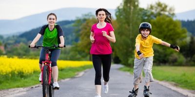 ¿Mantenerse físicamente activo es como hacer ejercicio?