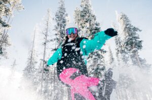 mejora-tu-snowboard-en-el-backcountry-con-estos-consejos-expertos